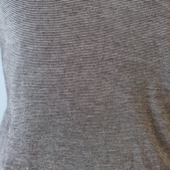 Womens Akris Dark Brown Taupe Cashmere Silk V-Neck Pullover Sweater 8 - Picture 4 of 12